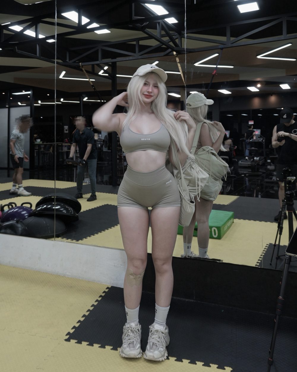 Annie bra