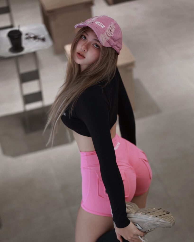 Wendy, Dressy high waist shorts