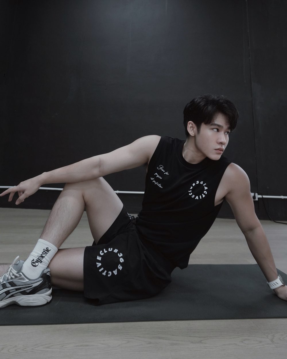Processed with VSCO with fa1 preset 365 Sleeveless T-shirt