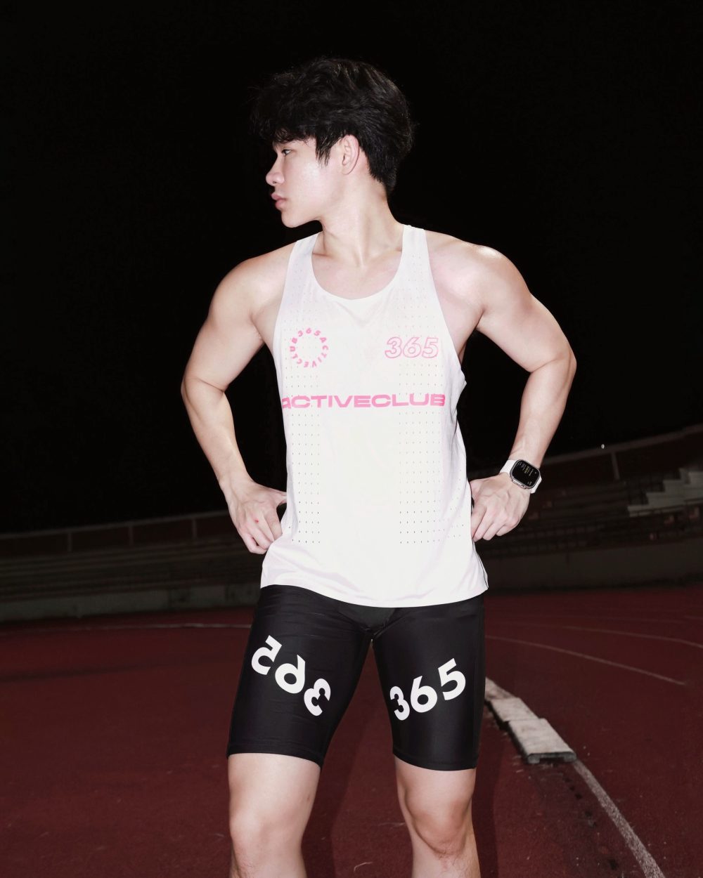 Processed with VSCO with a4pro preset “365ACTIVE CLUB – Mesh Runner Tank”