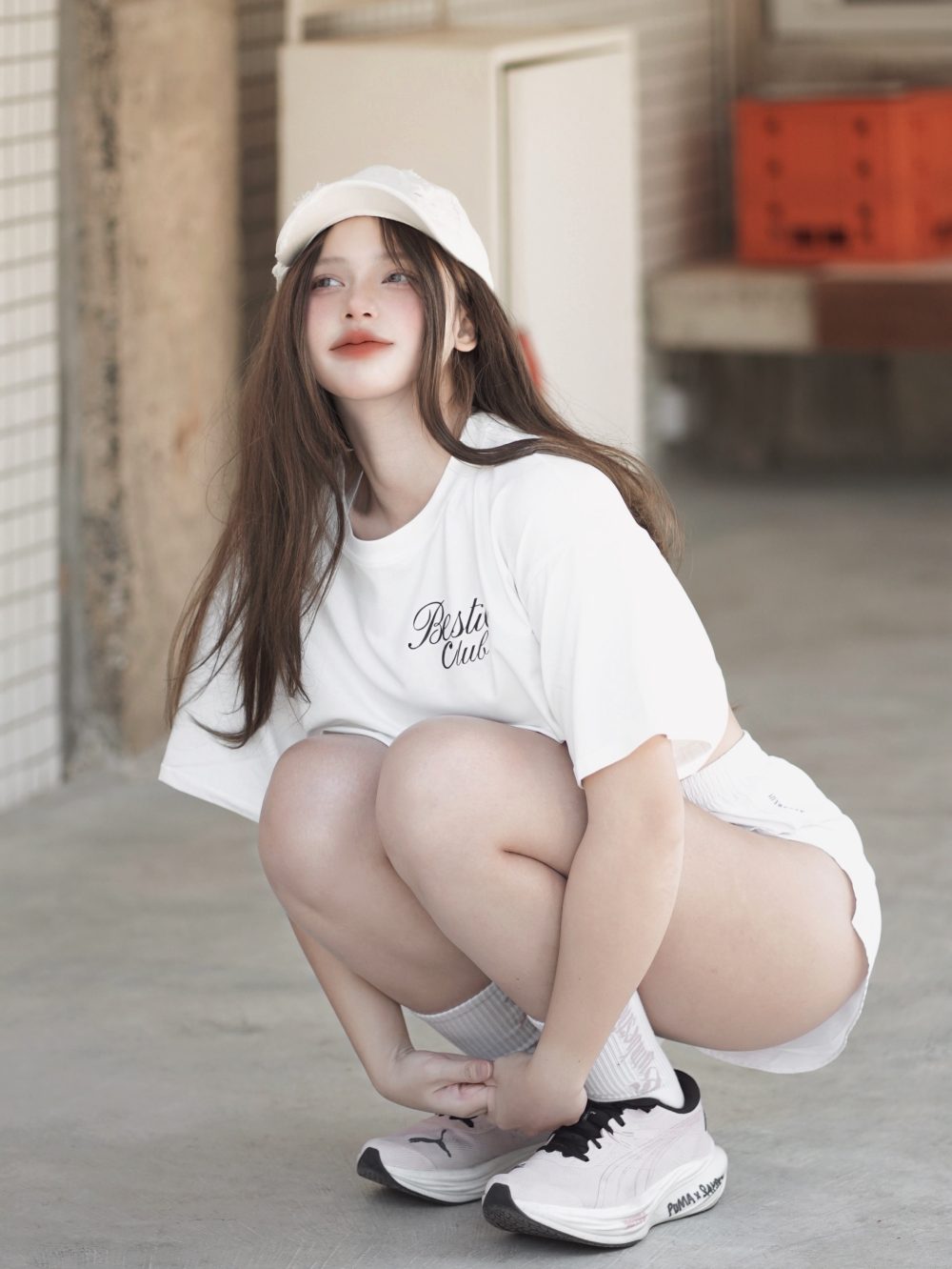 PRETTY GIRLS CROP TOP