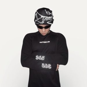 “365 REFLECTIVE MODE” (long-sleeved shirt)