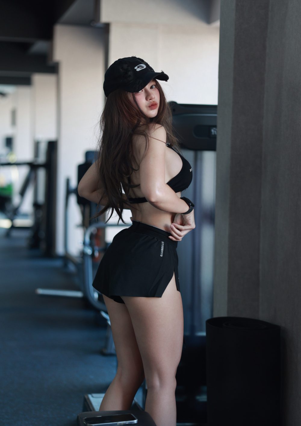 SEXY PACE RUNNING SHORTS