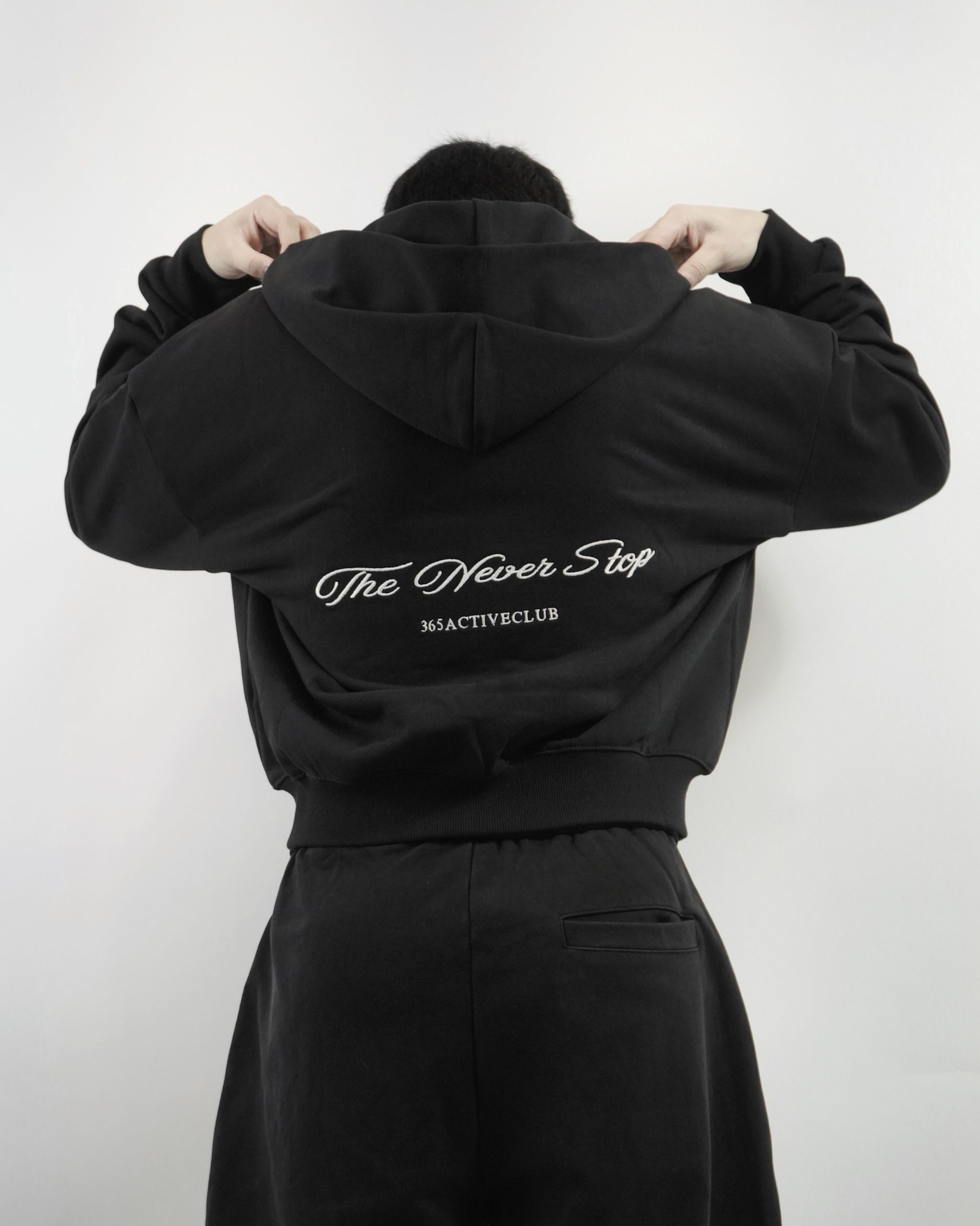 365Hoodie “The Never Stop”