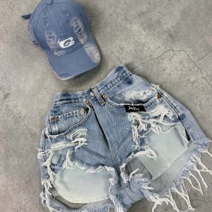 SUMMER JEANS