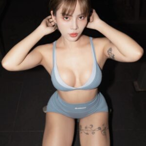 photo-output CASSIE BRA